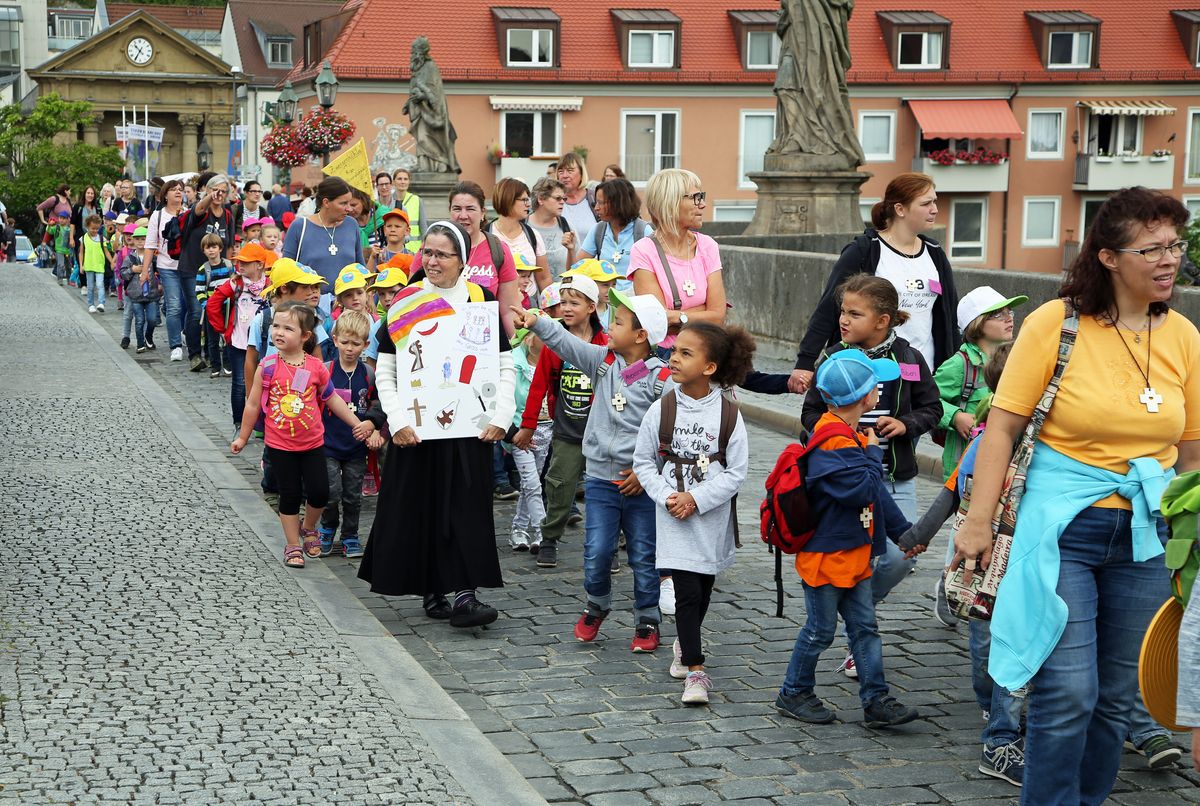 2919/0778 Kiliani-Tag der Kindergärten_16344