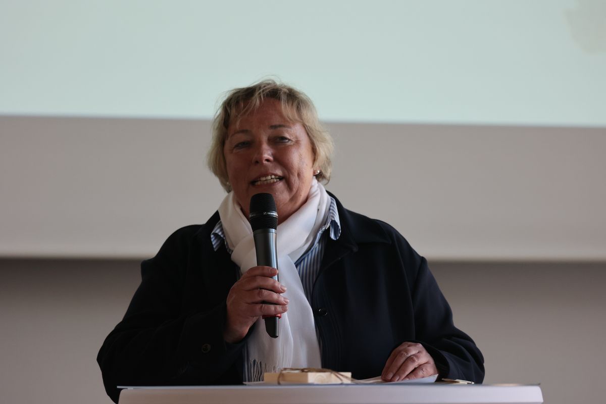 Dorothea Weitz, Vorsitzende der Mitarbeitervertretung (MAV). Dorothea Weitz, Vorsitzende der Mitarbeitervertretung (MAV).