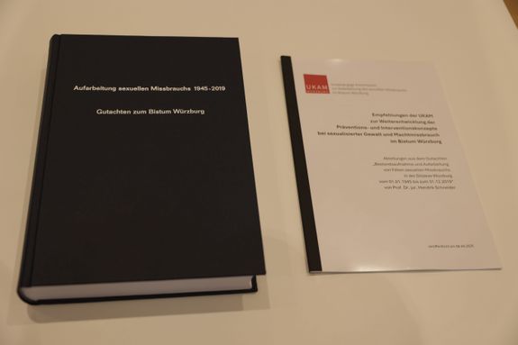 UKAM-Gutachten (links) und die daraus abgeleiteten Handlungsempfehlungen. UKAM-Gutachten (links) und die daraus abgeleiteten Handlungsempfehlungen.