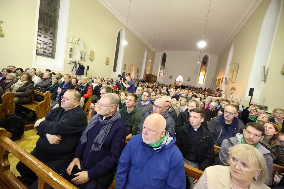 Ein abwechslungsreiches Musikprogramm sowie Schattentheater gab es am Abend des 4. Oktober in Mullagh zu Ehren der Frankenapostel.