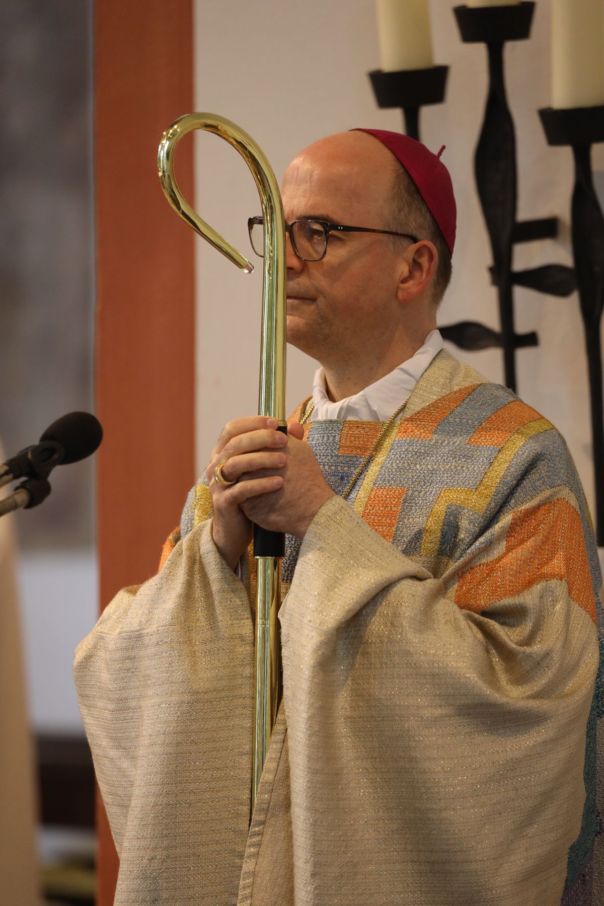 1421/0350 Diakone_26340