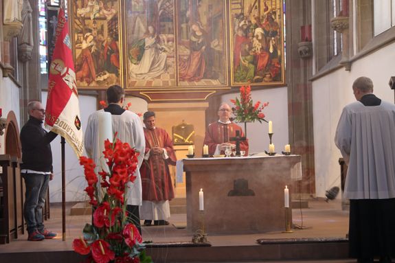 2819/0763 Kiliani-Gottesdienst für die Marktkaufleute und Schausteller_16130