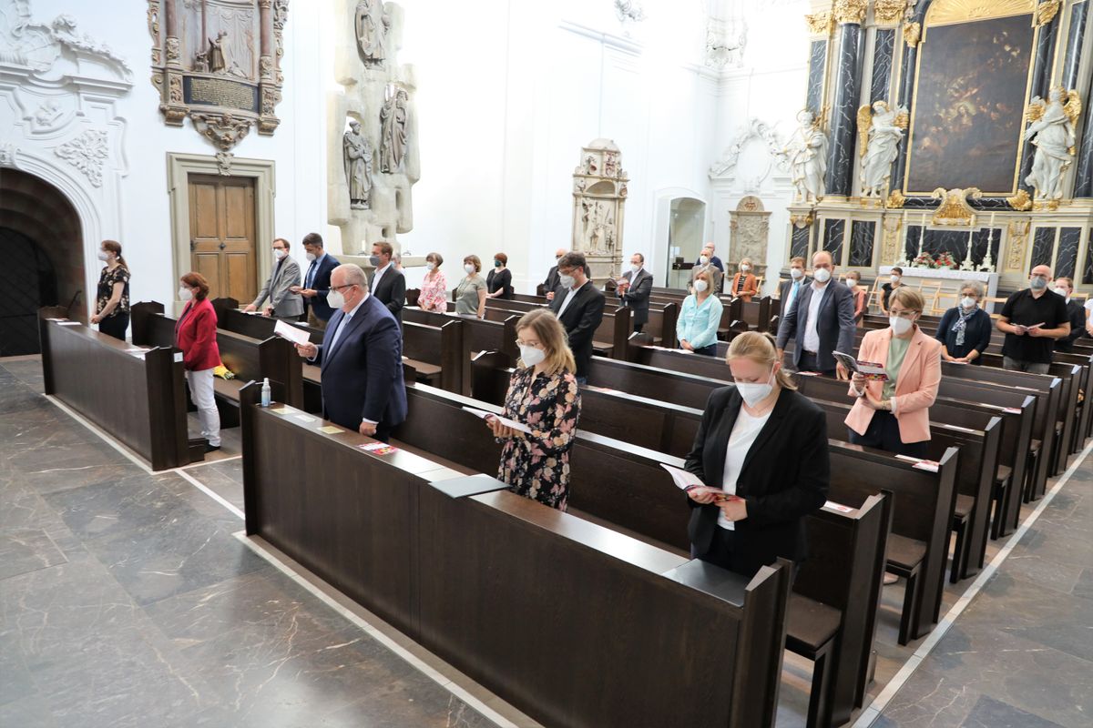 2921/0709 Beauftragung Pastis Gemeindis_29141