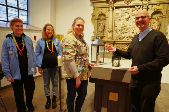 5124/1337 Friedenslicht_54628