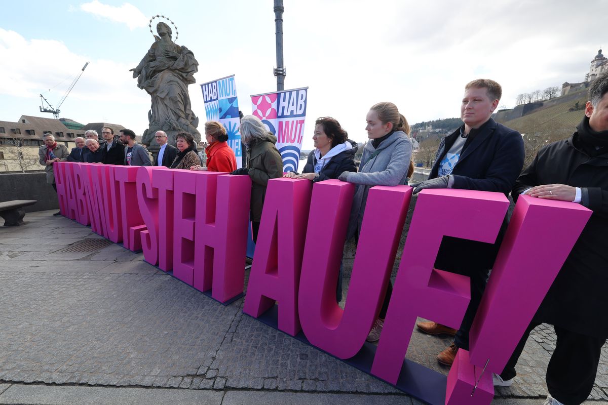 1225/0295 Katholikentag Werbelinie_56773