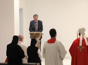 Bischof Dr. Franz Jung feiert am Freitagnachmittag, 9. Juli 2021, eine Kiliani-Pontifikalmesse in der Kapelle des Krankenhauses Sankt Josef in Schweinfurt.