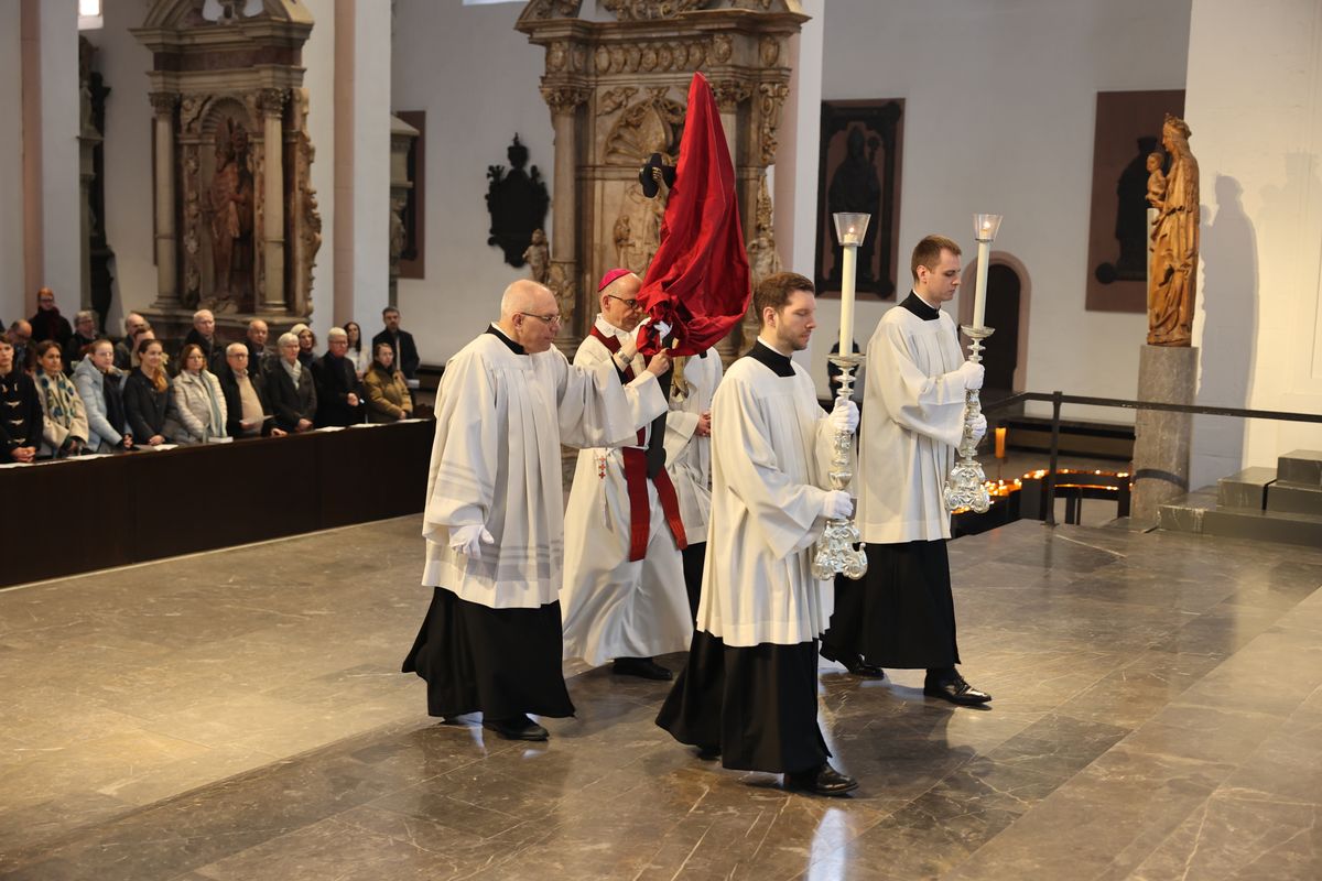 1424/0365 Karfreitag_45837