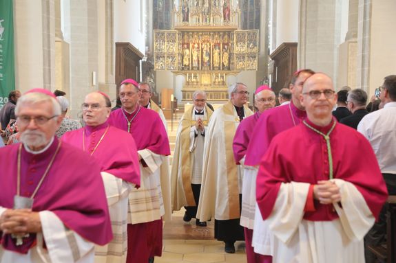 2825/0720 Jung Hanke_59788