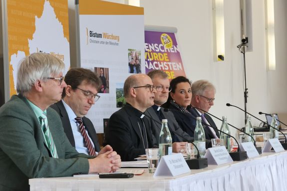 0525/0129 Bischof PK_55936