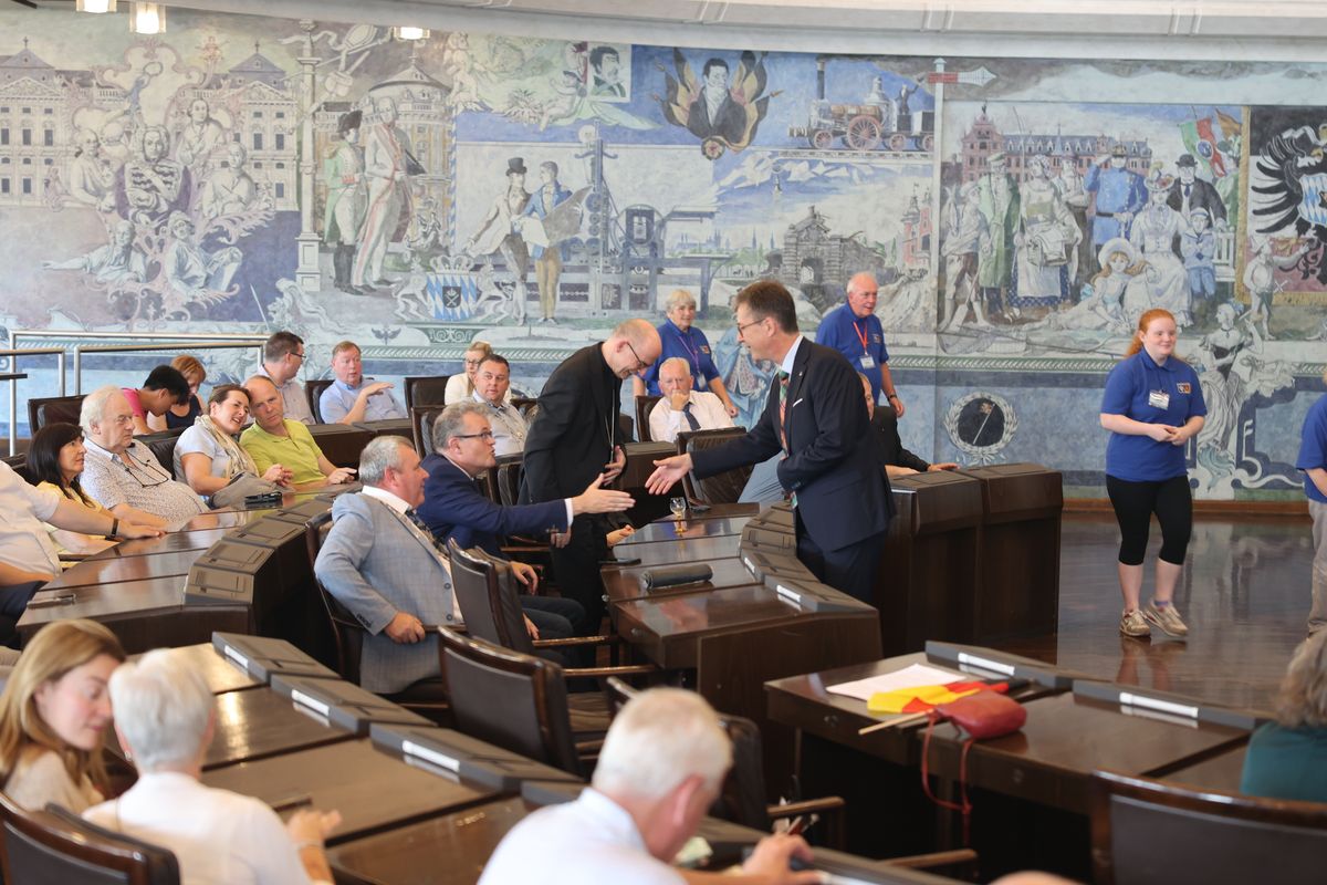 2824/0713 Empfang Rathaus Iren und Schotten_49178