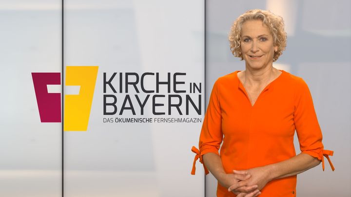 Bernadette Schrama führt am Sonntag, 12. Oktober, durch das ökumenische Fernsehmagazin "Kirche in Bayern". 