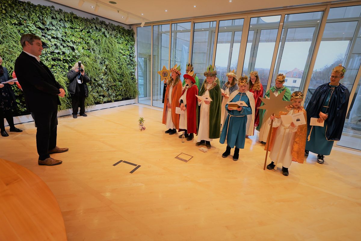 0224/0044 Sternsinger Söder_44360