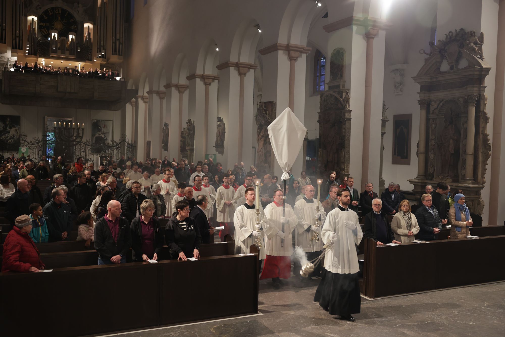 1725/0400 Gründonnerstag_57332