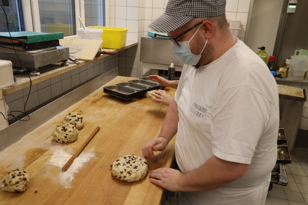 5121/1236 Christstollen_31250