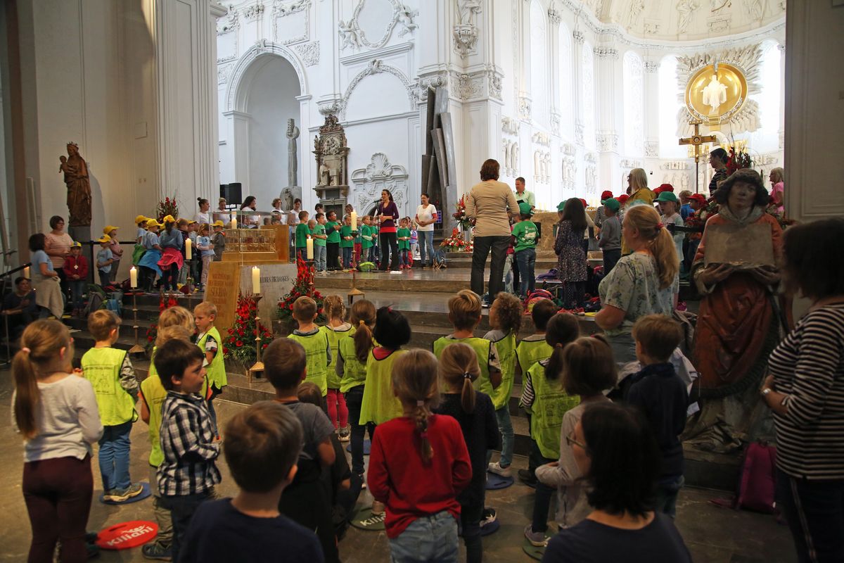 2919/0778 Kiliani-Tag der Kindergärten_16353