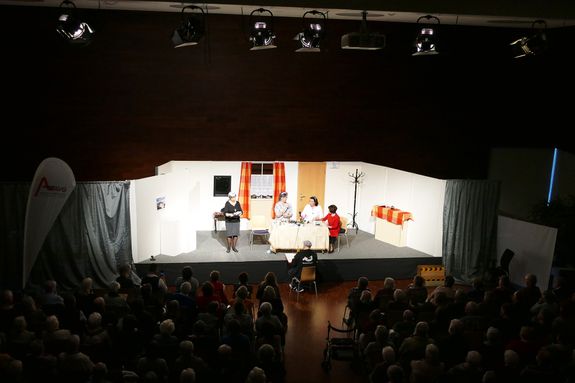 0720/0175 25 Jahre Theatergruppe Spätlese_20028