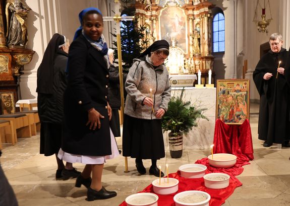 0626/0144 Tag des geweihten Lebens