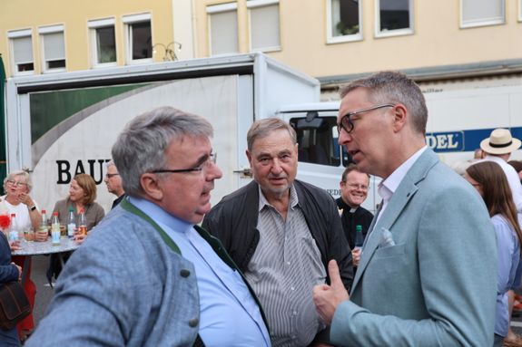 2826/0668 Räte und Politiker