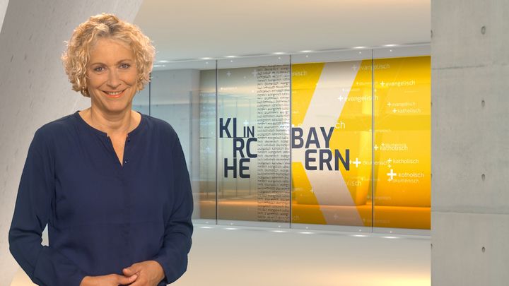 Bernadette Schrama moderiert am Sonntag, 20. Juli, das ökumenische Fernsehmagazin "Kirche in Bayern"