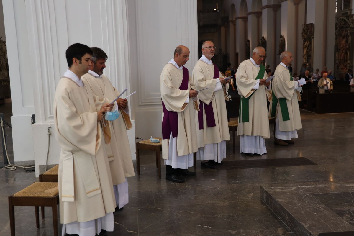 3720/0925 Missa Chrismatis_22982