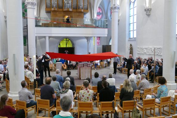 2419/0655 Buchvorstellung "voll Gott"_15105