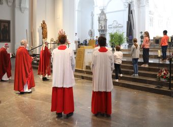 Mit einem feierlichen Pontifikalgottesdienst mit Bischof Dr. Franz Jung im Würzburger Kiliansdom ist am Sonntag, 11. Juli, die Kiliani-Wallfahrtswoche zu Ende gegangen.