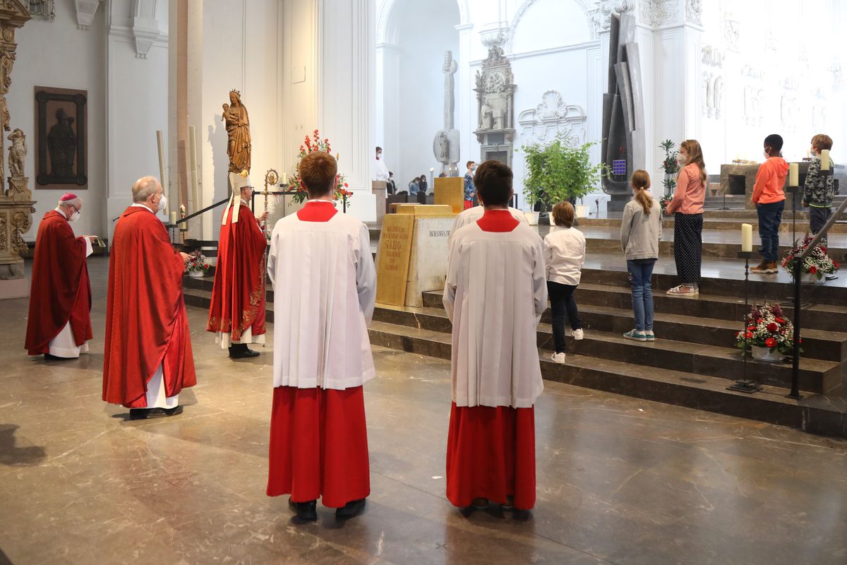 Mit einem feierlichen Pontifikalgottesdienst mit Bischof Dr. Franz Jung im Würzburger Kiliansdom ist am Sonntag, 11. Juli, die Kiliani-Wallfahrtswoche zu Ende gegangen.