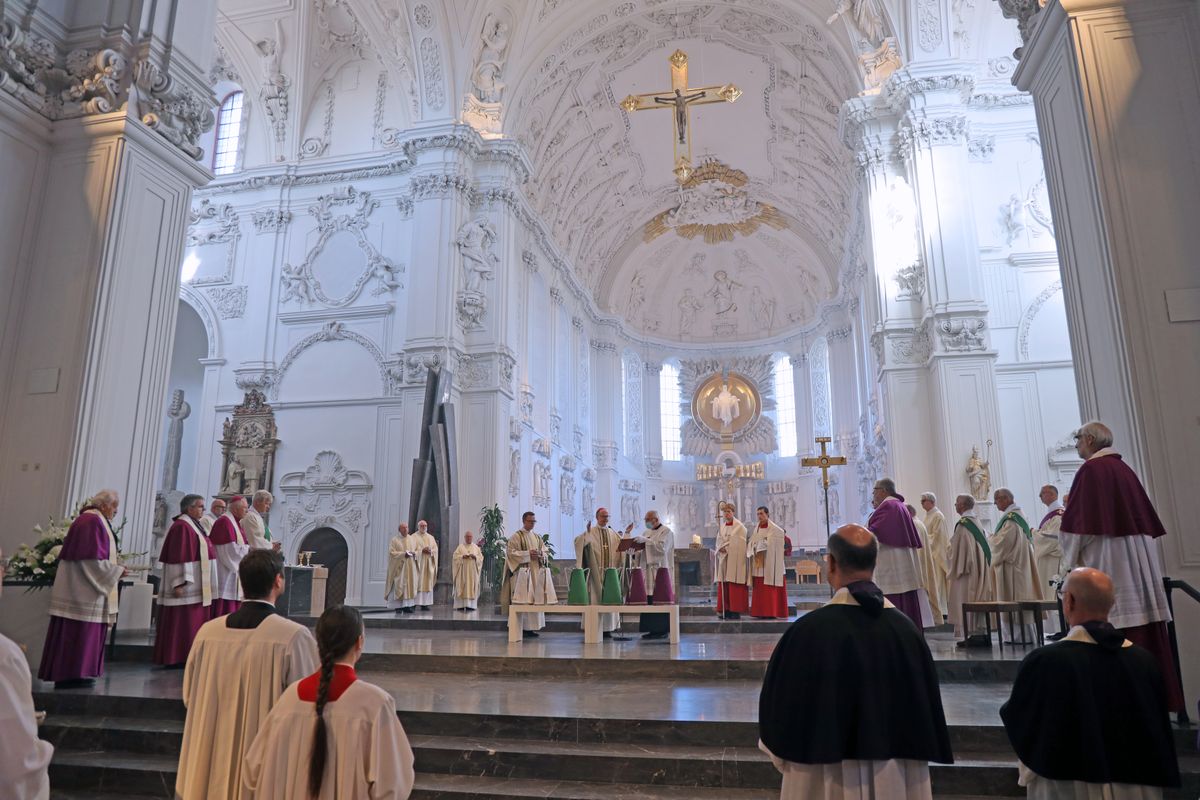 3720/0925 Missa Chrismatis_22996