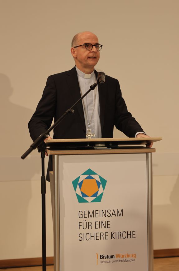 Bischof Dr. Franz Jung Bischof Dr. Franz Jung