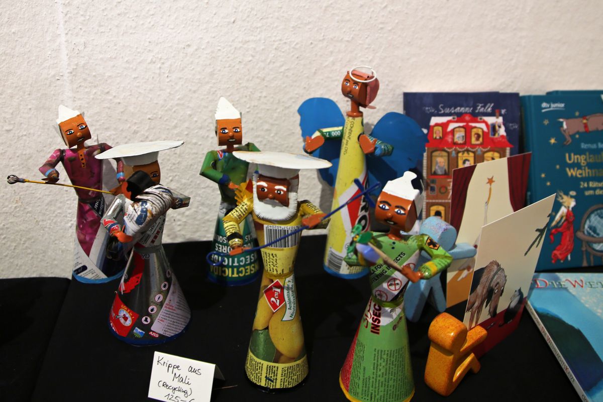 4919/1316 Weihnachtsmarkt im Weltladen_18776