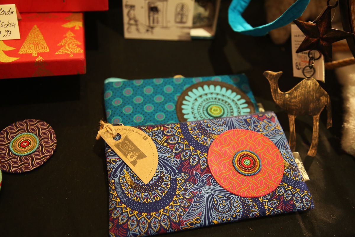 4919/1316 Weihnachtsmarkt im Weltladen_18772