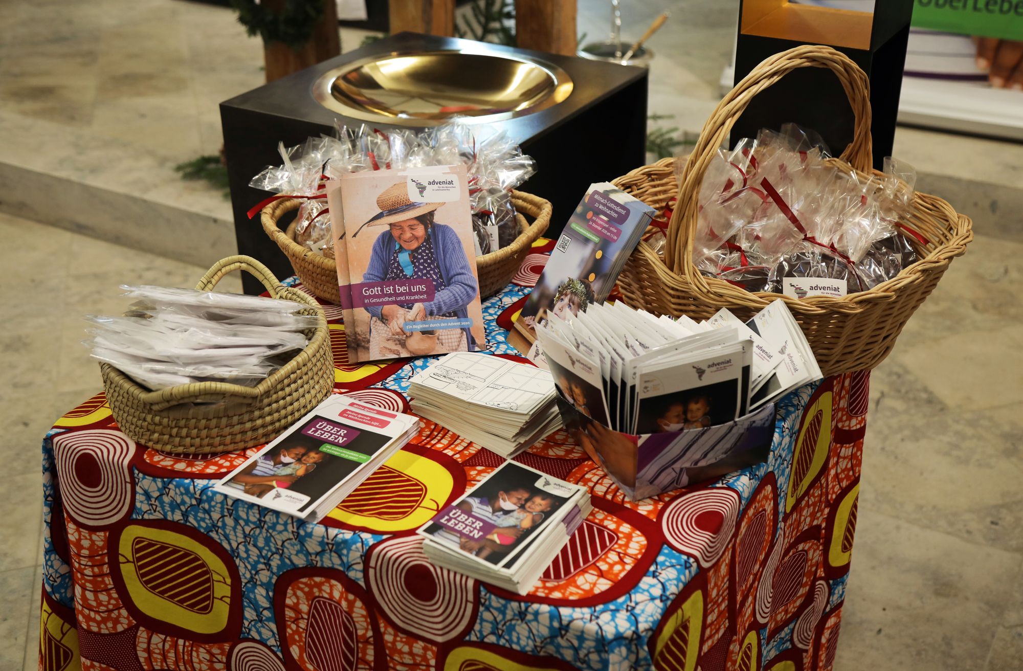 4920/1255 Adveniat Biebelried_24456