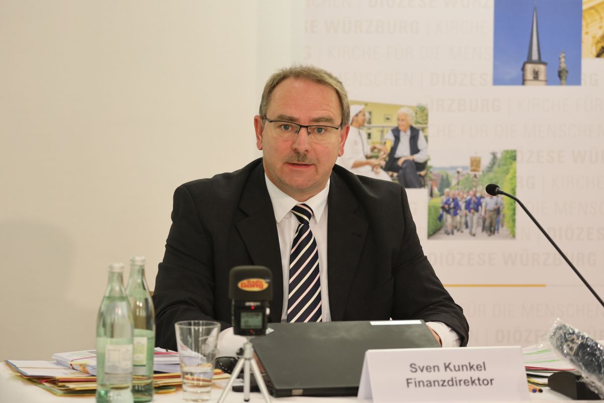 5120/1284 PK Finanzen_24783