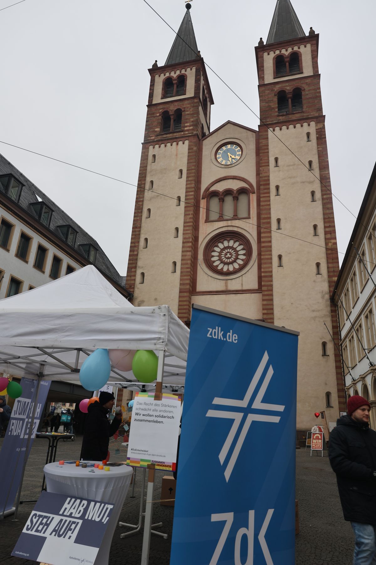 0925/0220 Haltung Demokratie_56197