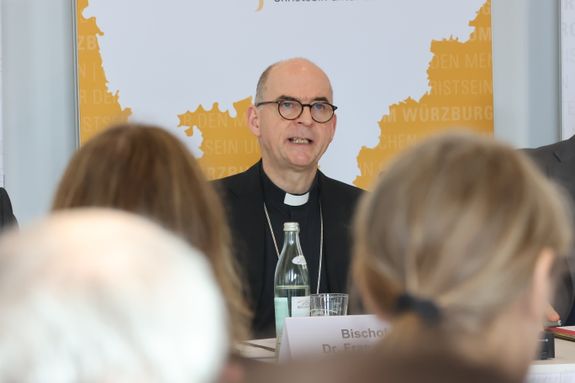 0525/0129 Bischof PK_55932