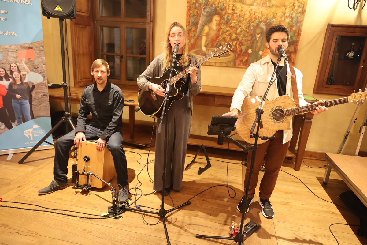 Die Band "Sanderrauschen".  Die Band "Sanderrauschen".