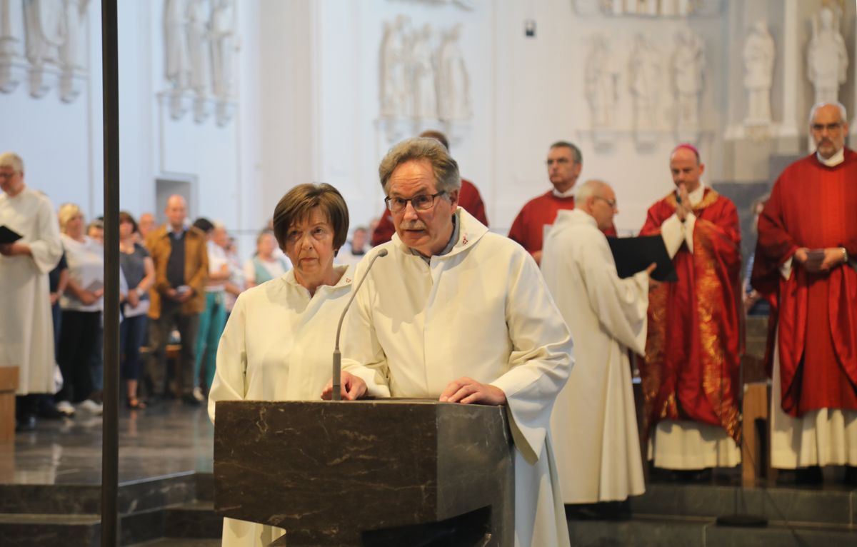 2919/0769 Gottesdiensthelfer_16261