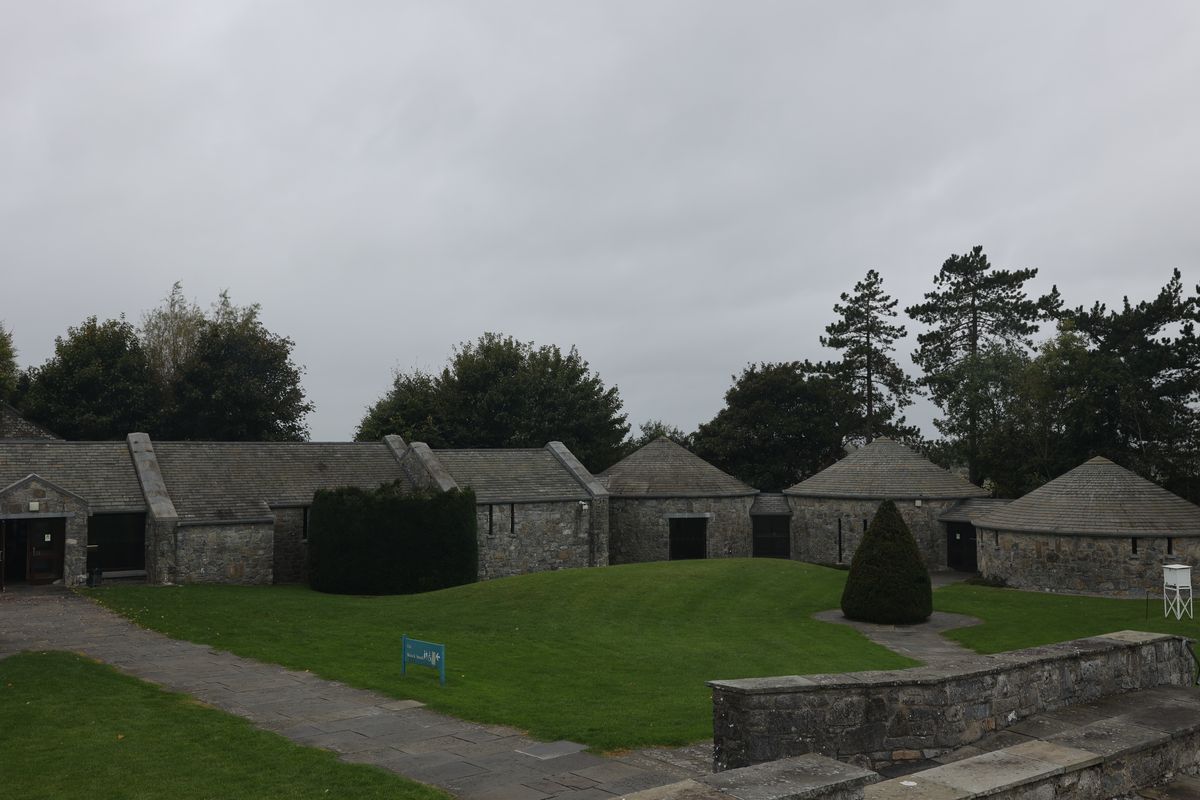 Das Kloster von Clonmacnoise war eine der zentrale Stätten Irlands zwischen dem sechsten und dem 17. Jahrhundert.