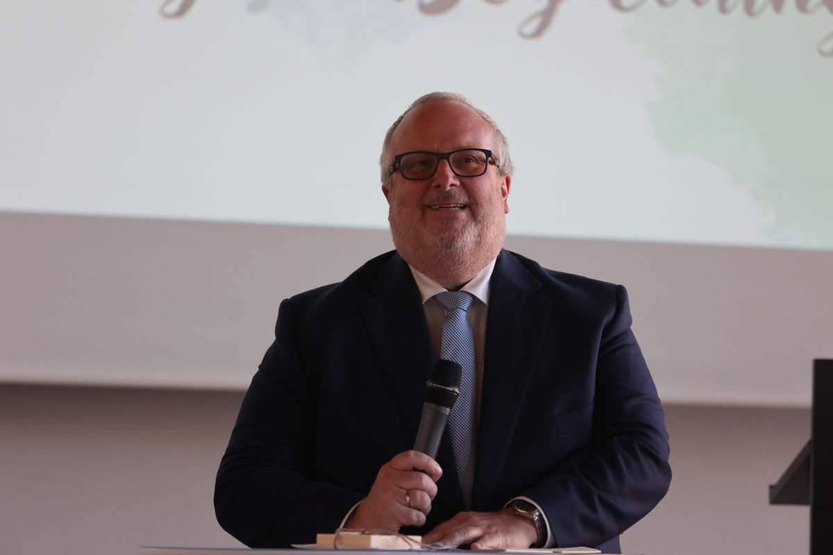 Gemeindereferentinnen und -referenten berichteten im Gottesdienst von beruflichen Erlebnissen, die sie begeistern und motivieren. Gemeindereferentinnen und -referenten berichteten im Gottesdienst von beruflichen Erlebnissen, die sie begeistern und motivieren.