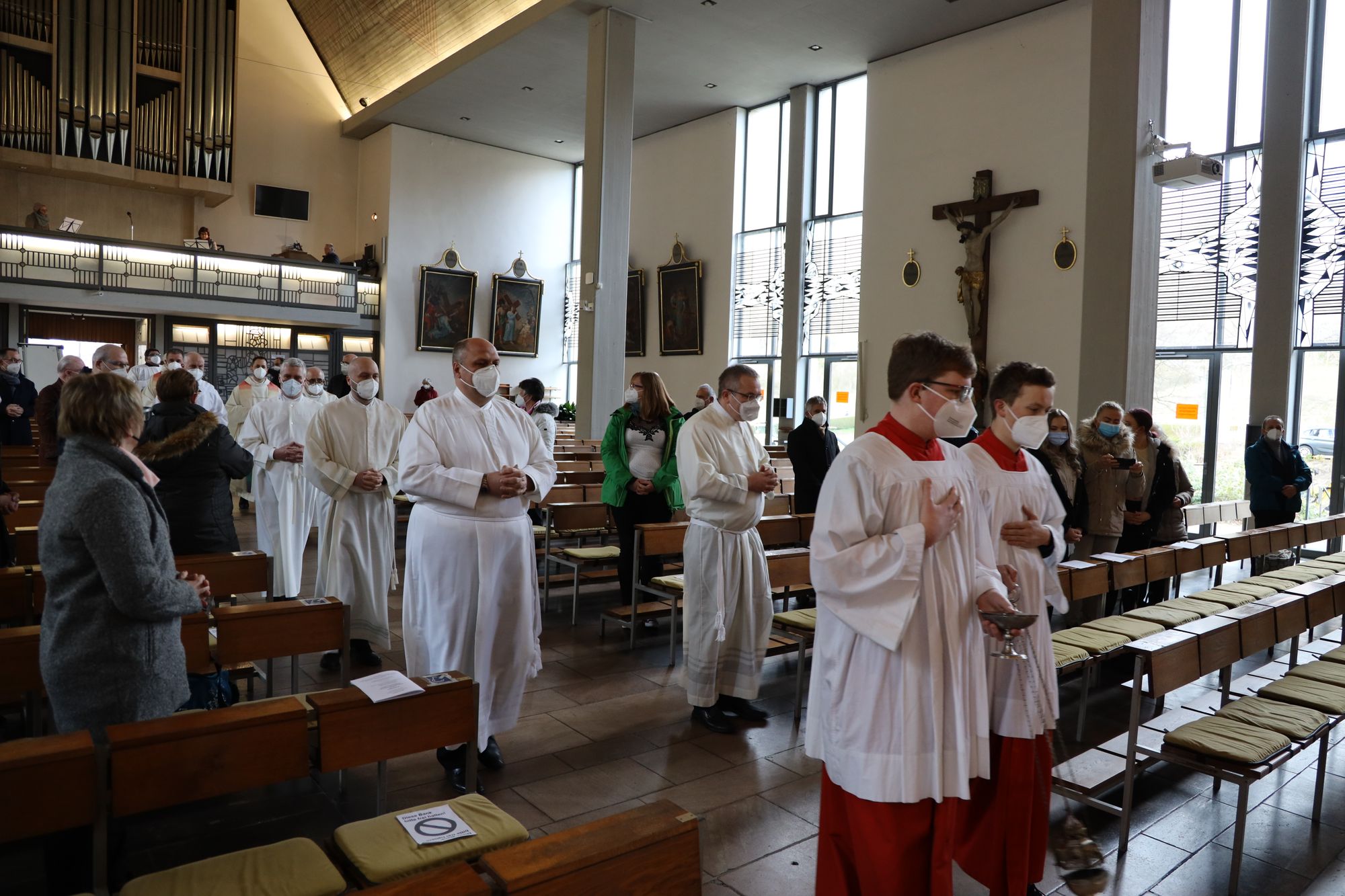 1421/0350 Diakone_26335