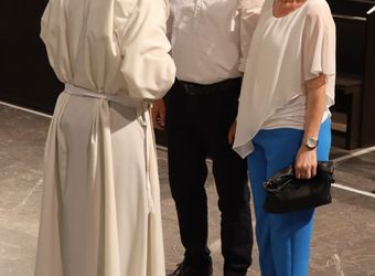 Bischof Dr. Franz Jung feierte am Mittwochabend, 23. Juni, einen Gottesdienst für Ehepaare, die 2021 oder 2021 auf 25 gemeinsame Jahre zurückblicken. Im Anschluss konnten sich die Paare segnen lassen.