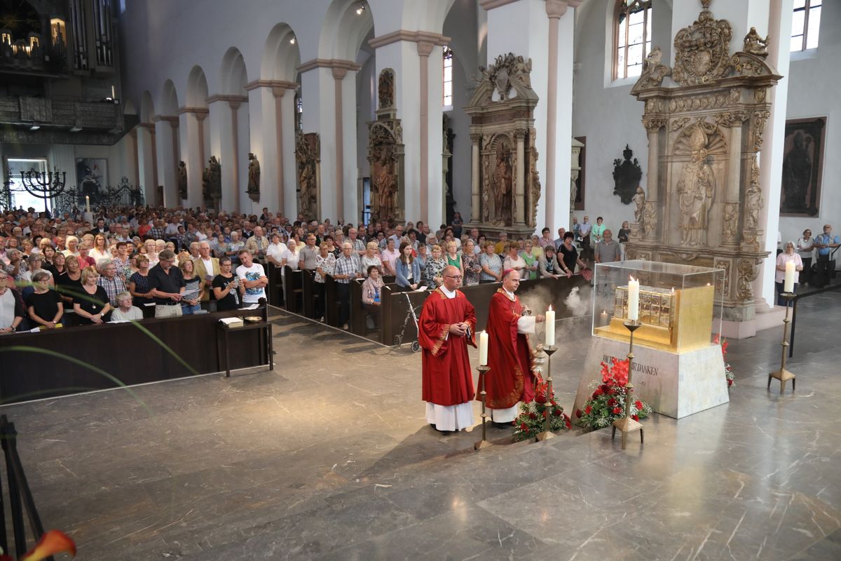 2919/0769 Gottesdiensthelfer_16249