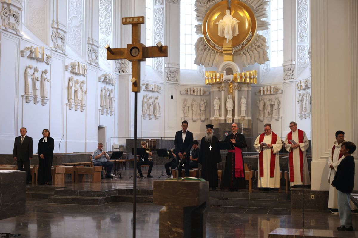 Konfessionsübergreifend hat der ökumenische Kiliani-Gottesdienst mit Bischof Dr. Franz Jung am Mittwochabend, 9. Juli, das Thema Hoffnung aufgegriffen.