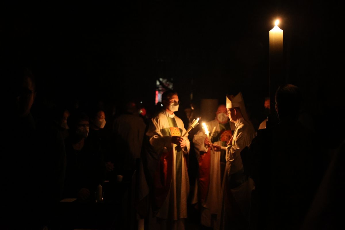 BIschof Dr. Franz Jung feiert am Samstagabend, 16. April, im Würzburger Kiliansdom die Osternacht.