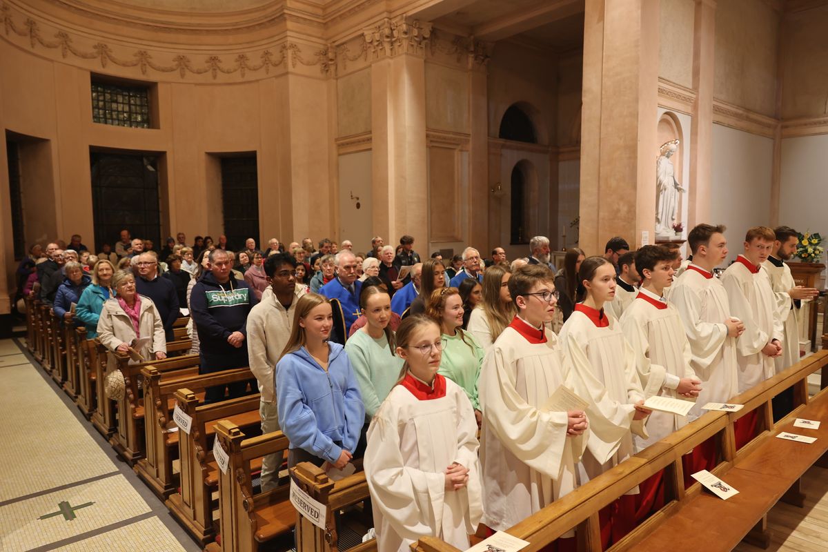Bischof Martin Hayes, Bischof von Kilmore, feierte am Samstagabend, 5. Oktober, einen Jugendgottesdienst in der Kathedrale von Cavan. 
