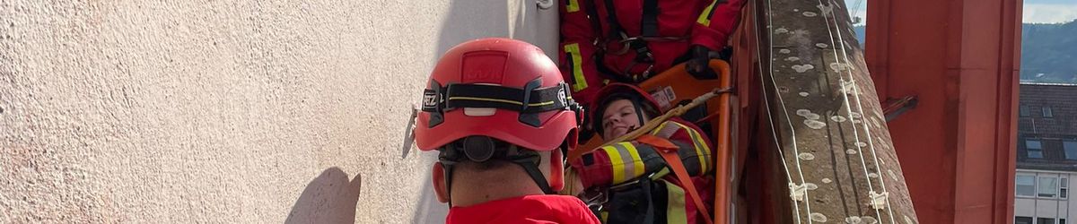 4225/1057 Höhenrettung Würzburg 2025_62948