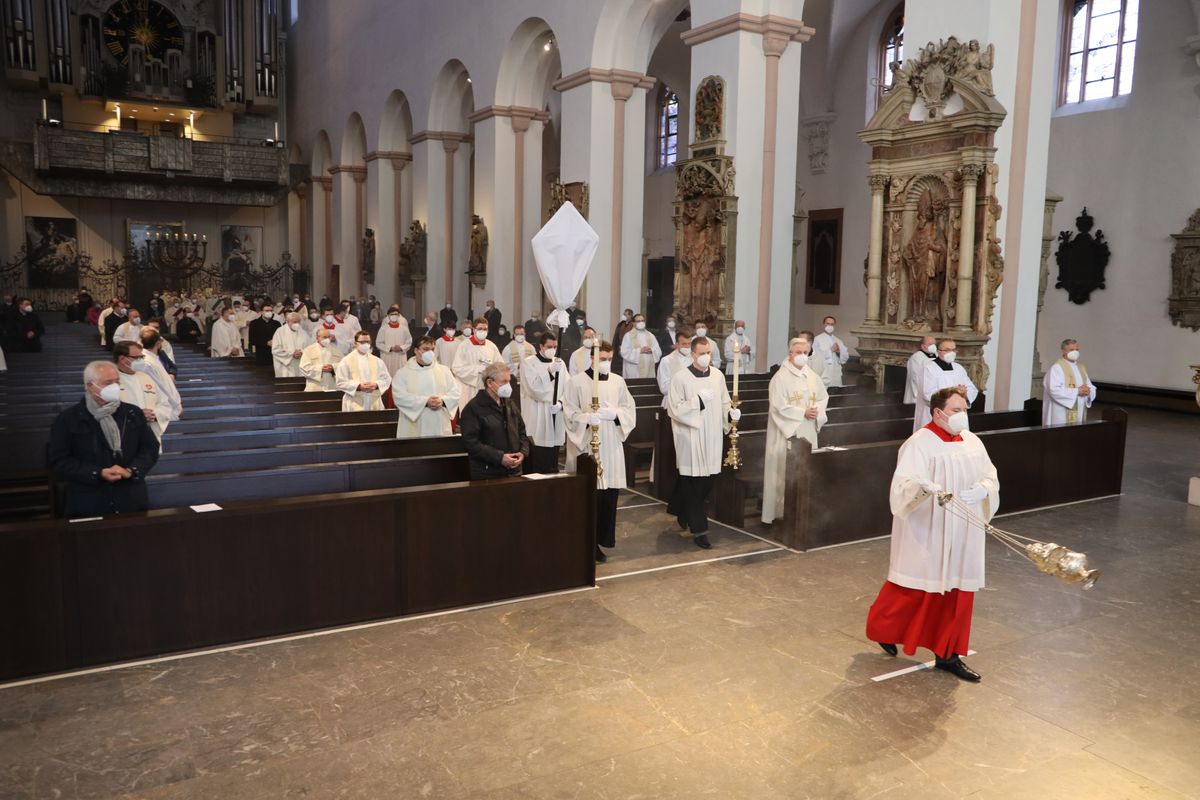 1321/0323 Missa chrismatis_26141