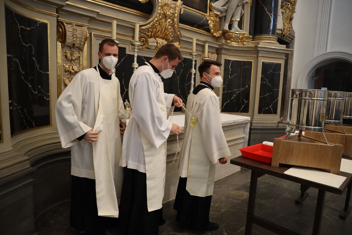 1321/0323 Missa chrismatis_26169