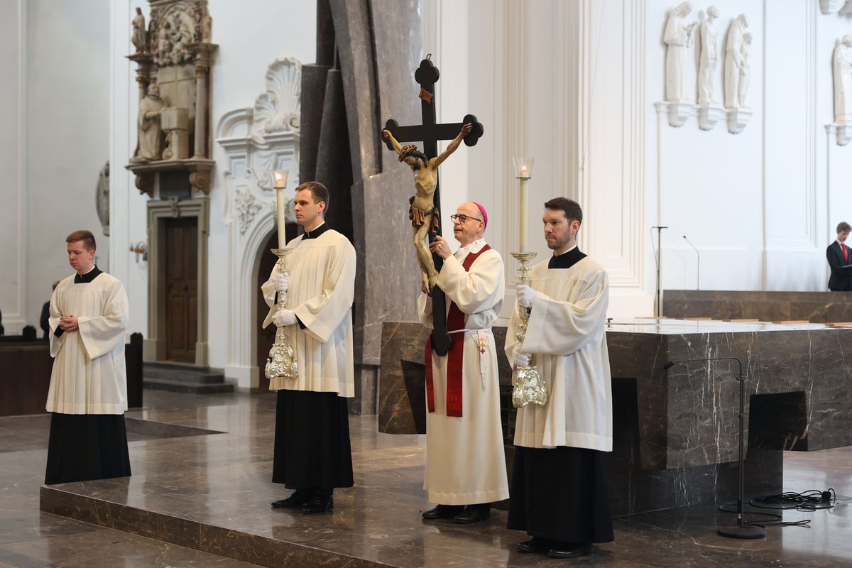 1424/0365 Karfreitag_45839