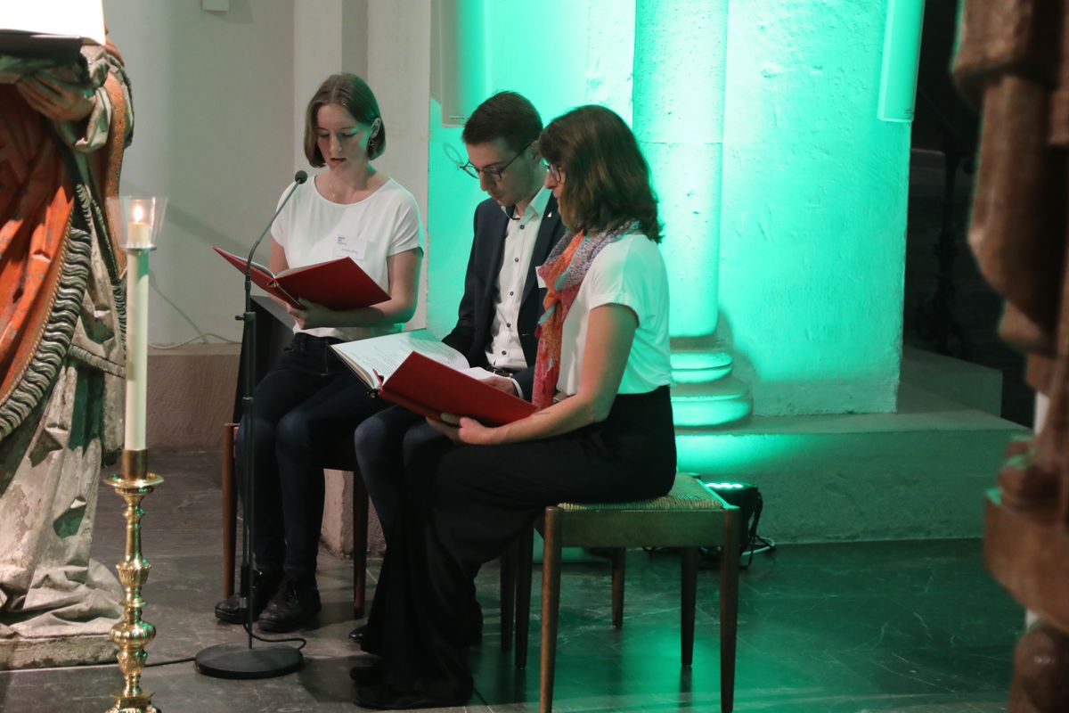 Die "Nacht der Hoffnung" in der Kiliani-Wallfahrtswoche am Samstagabend, 12. Juli, lud zu Stille, Gebet und Besinnung in den Kiliansdom ein. Viele Passanten nutzten das Angebot, das um Mitternacht endete.